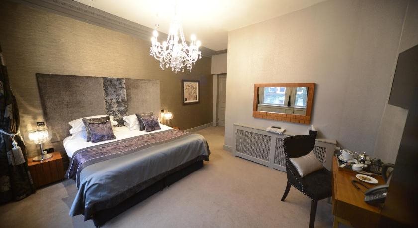 The Townhouse Hotel — 4-Star Luxury Hotel in Newcastle Upon Tyne, United Kingdom
