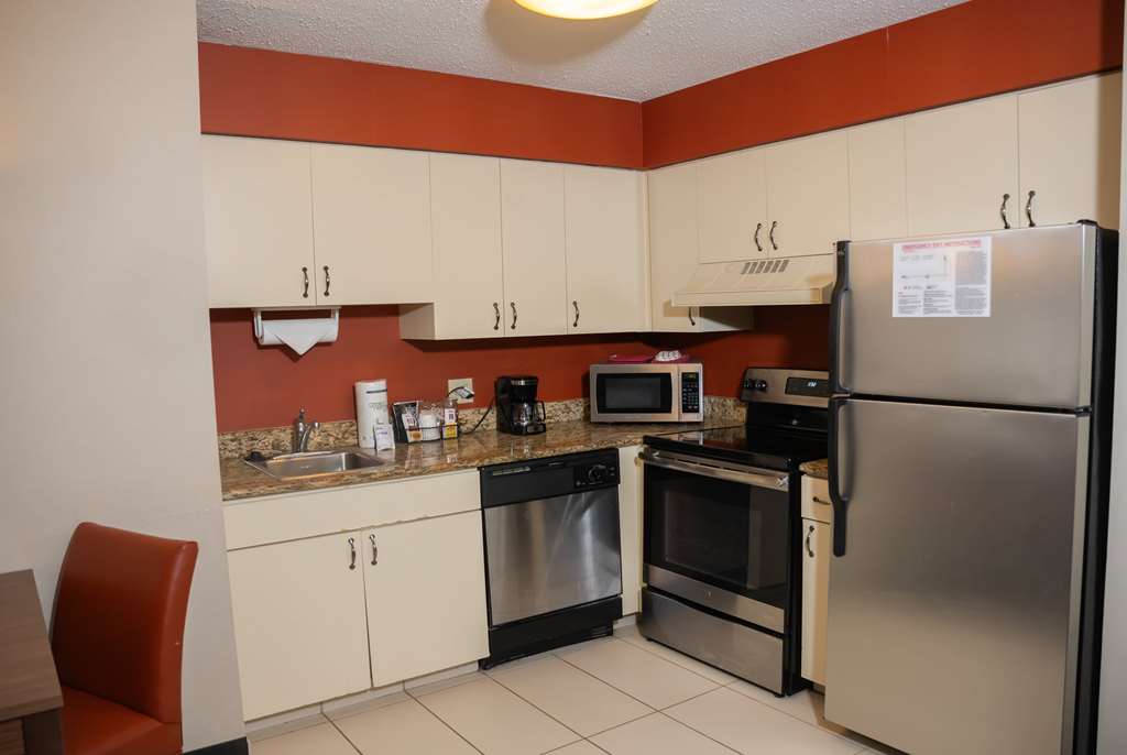 Hawthorn Suites BY Wyndham Erie - photo 21