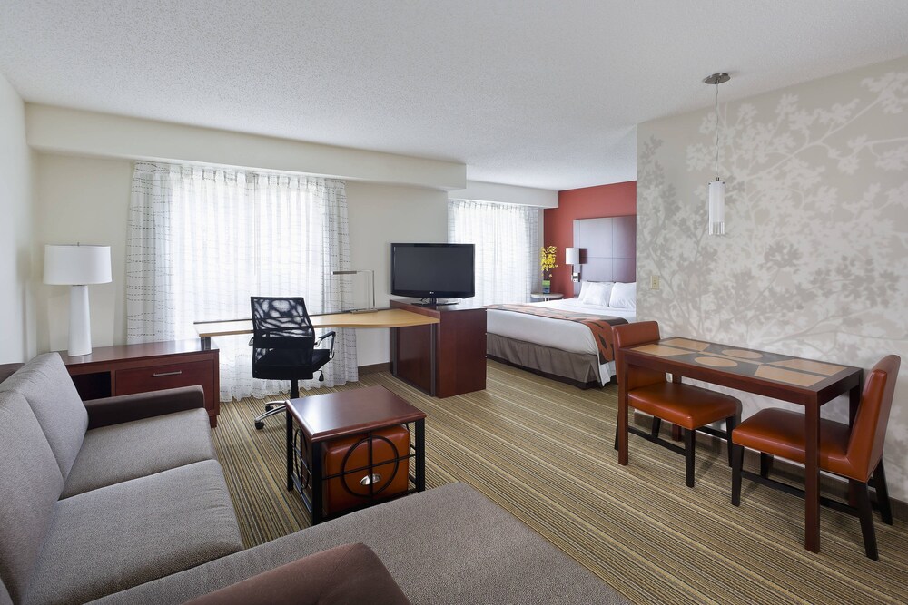 Residence Inn Houston The Woodlands Lake Front Circle - photo 3