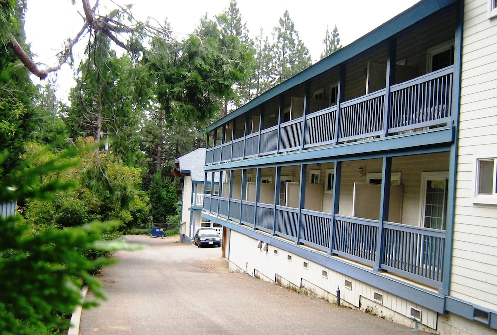Westhaven Inn Pollock Pines - photo 25