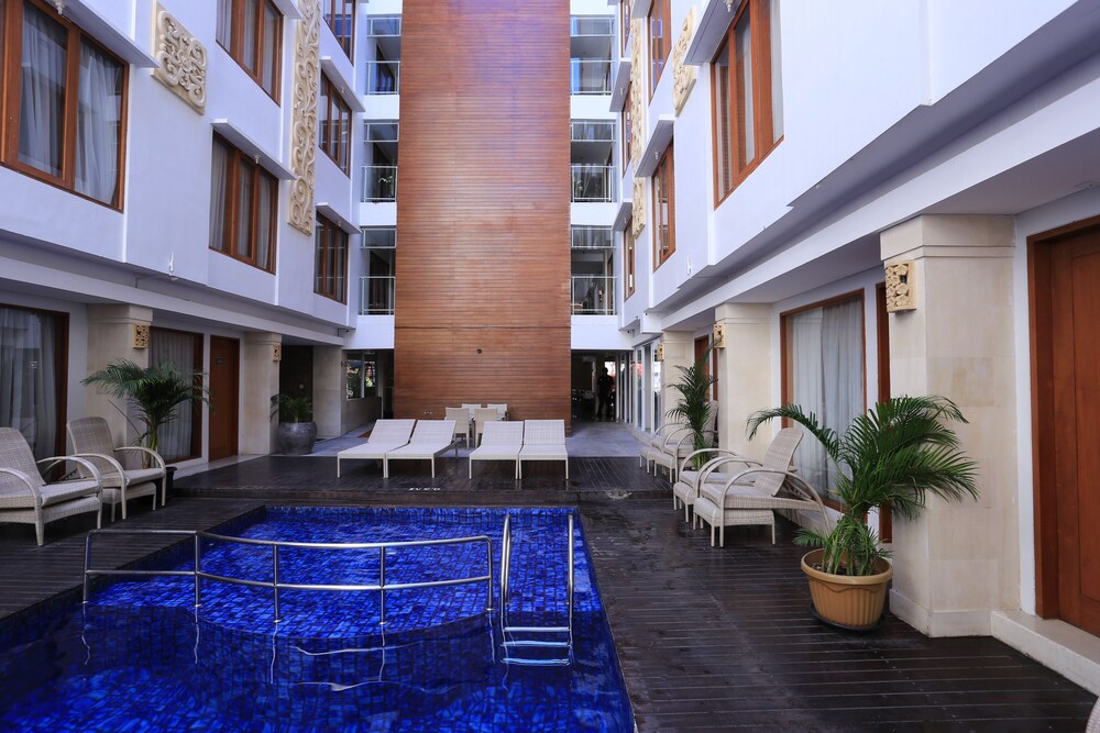 RedDoorz Plus @ Lebak Bene 2 in Legian, Indonesia