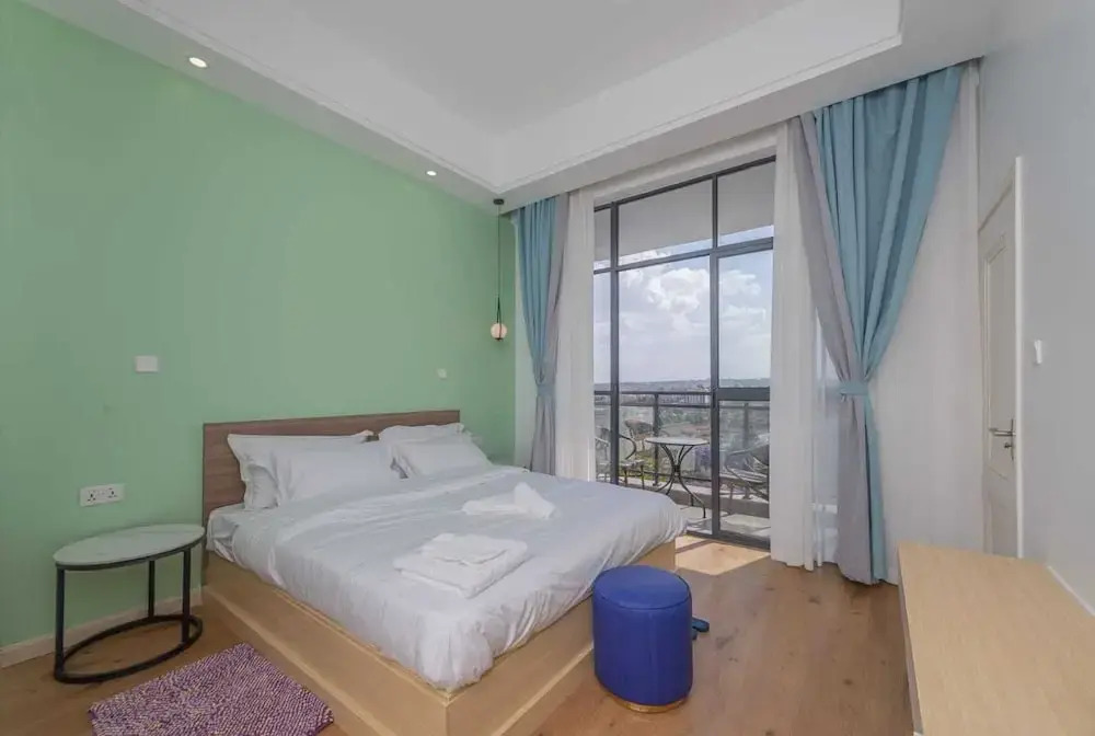 Laurel Hill Suites
