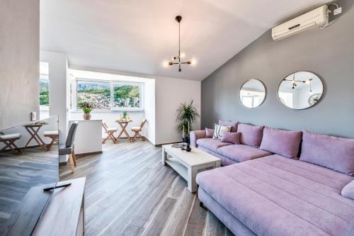 Apartment Antonija With Sea View