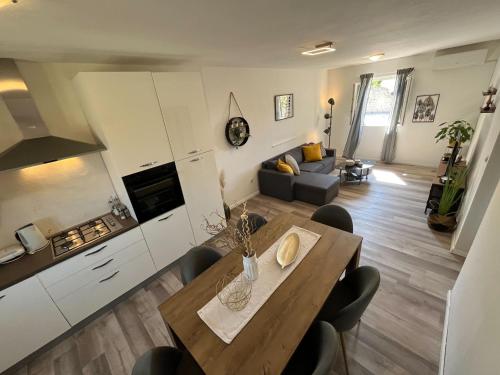 Holiday Home Kristin — 4-Star Luxury Hotel in Supetar, Croatia