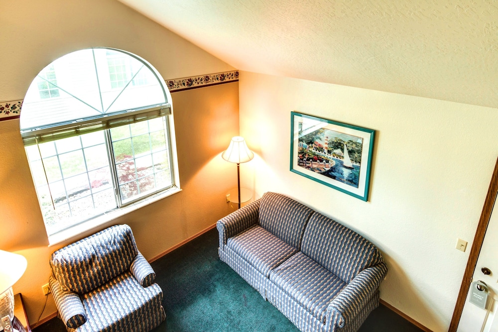Turning Leaf Townhome Suites Spokane - photo 12