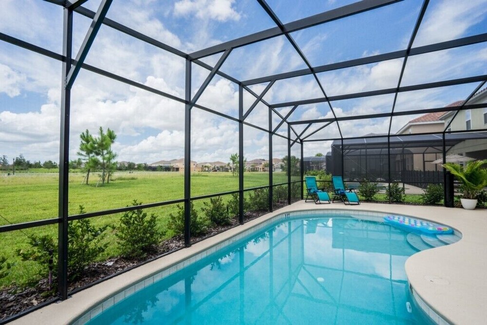 6 bedroom home at Solterra Resort - photo 22
