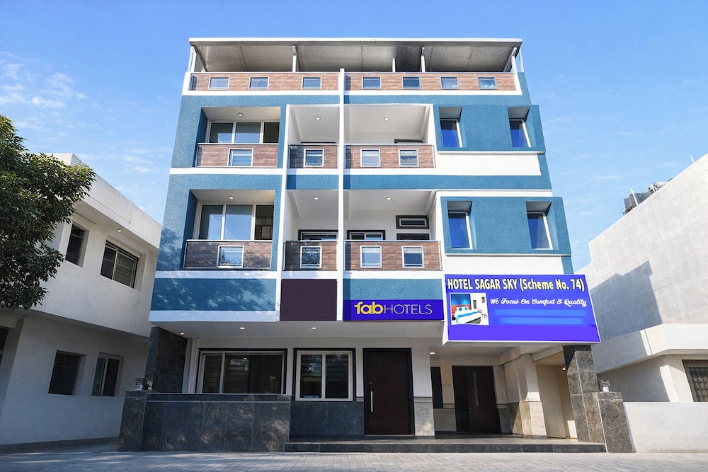 Fabexpress Sagar Sky in Indore, India