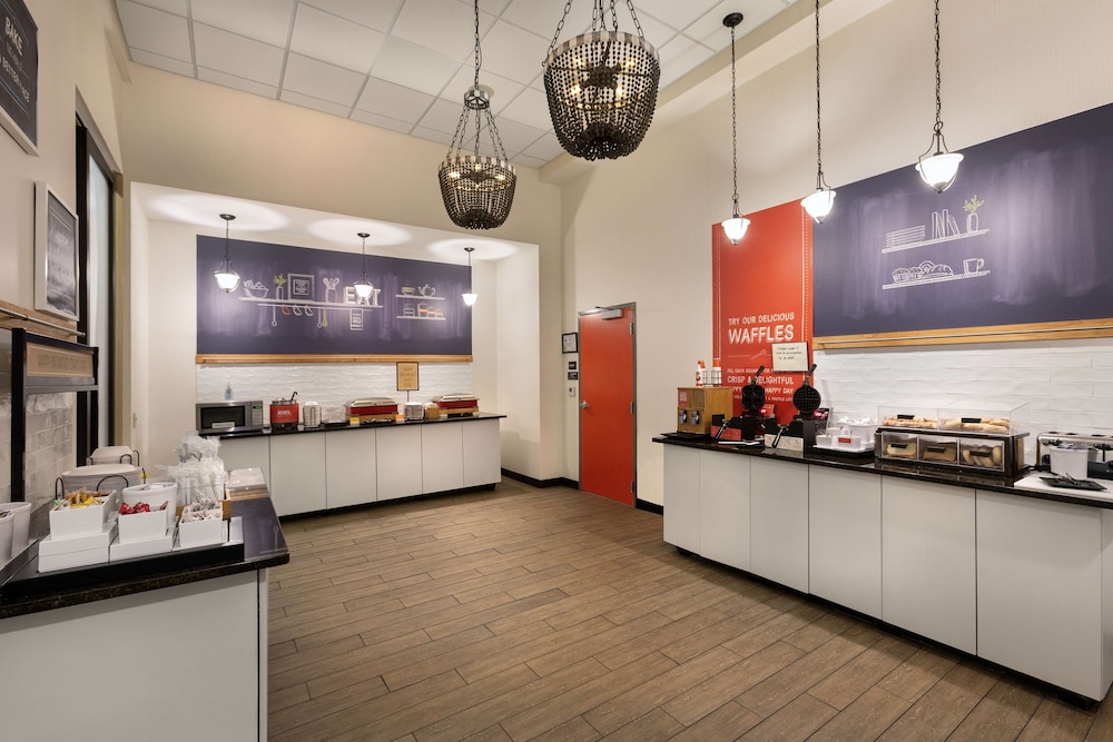 Hampton Inn Charlotte Belmont at Montcross - photo 22