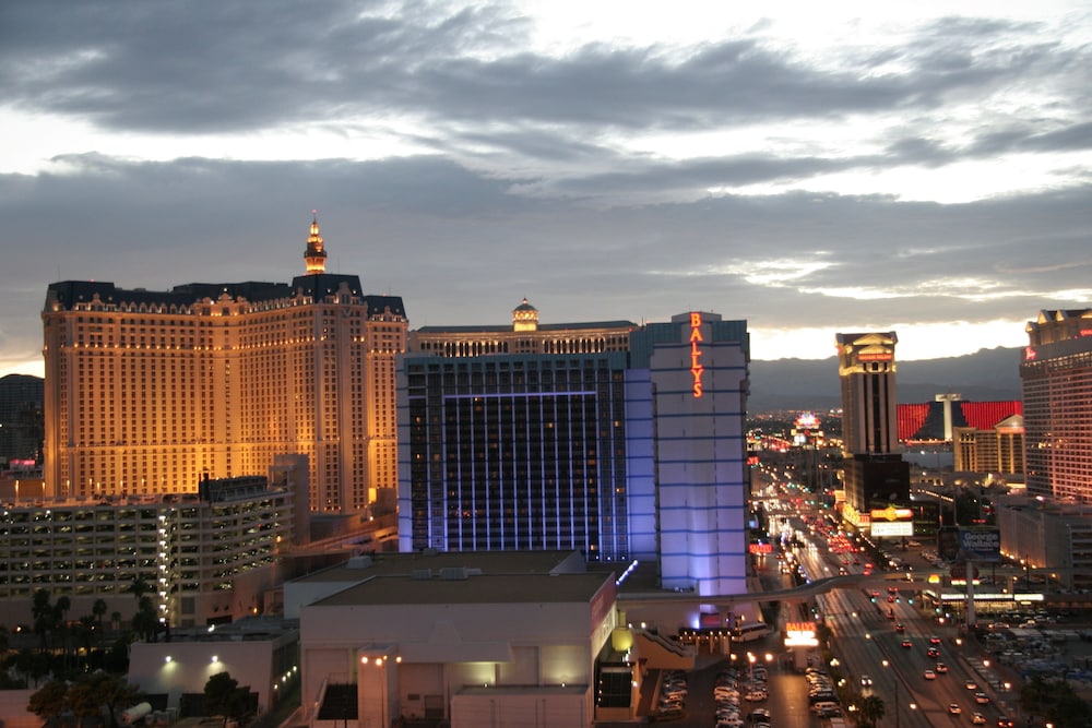 The Platinum Hotel - photo 49