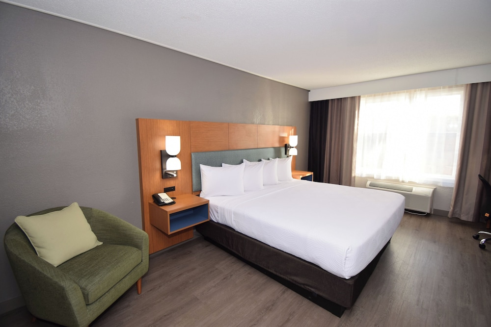 Country Inn & Suites by Radisson Coon Rapids MN - photo 15