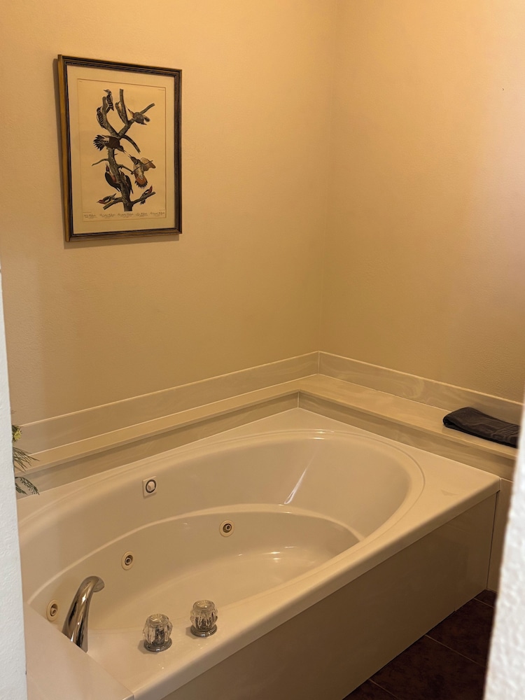 Hermann Crown Suites - photo 223