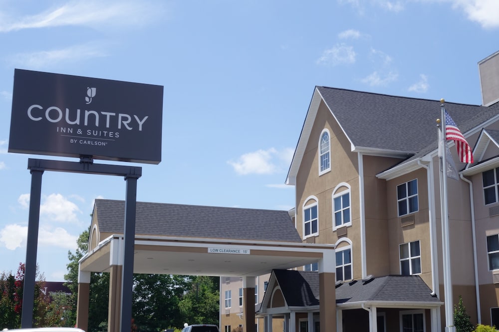Country Inn & Suites by Radisson Burlington NC - photo 30