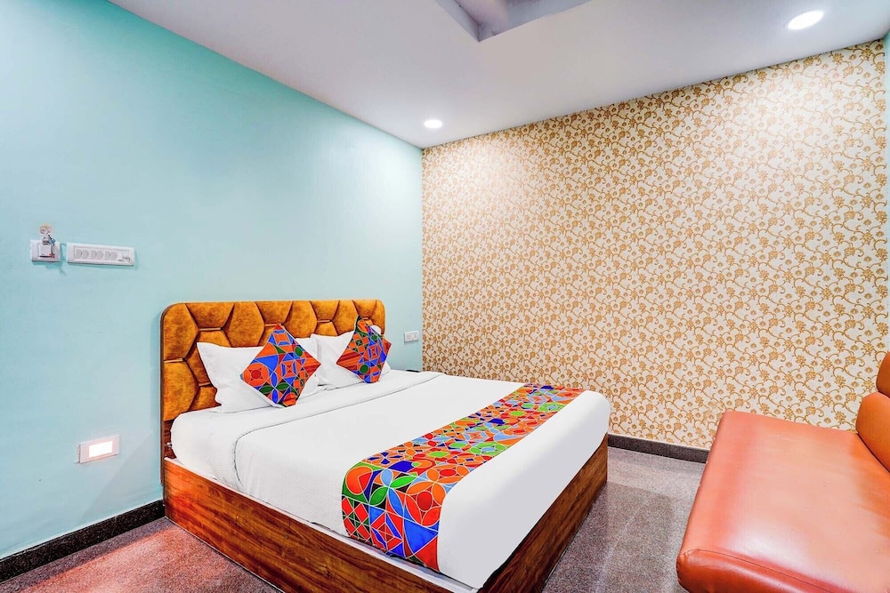 Fabhotel Emara Inn - last minute hotel in Bengaluru