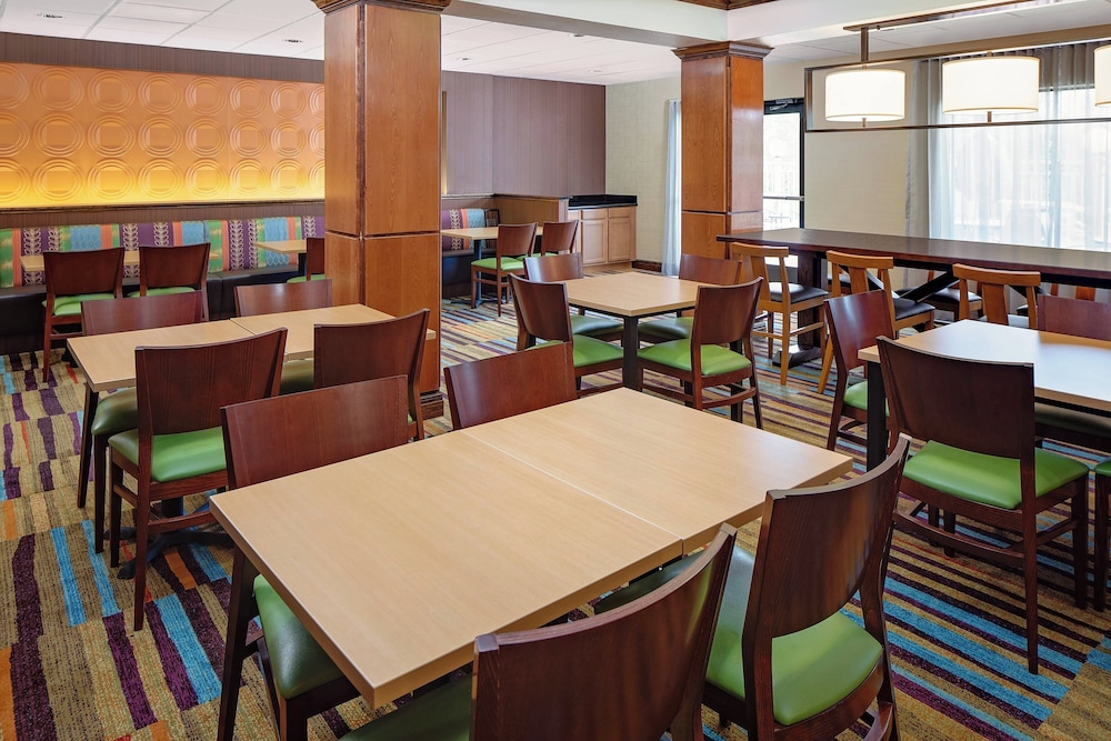 Fairfield Inn & Suites by Marriott Dallas Mansfield - photo 18
