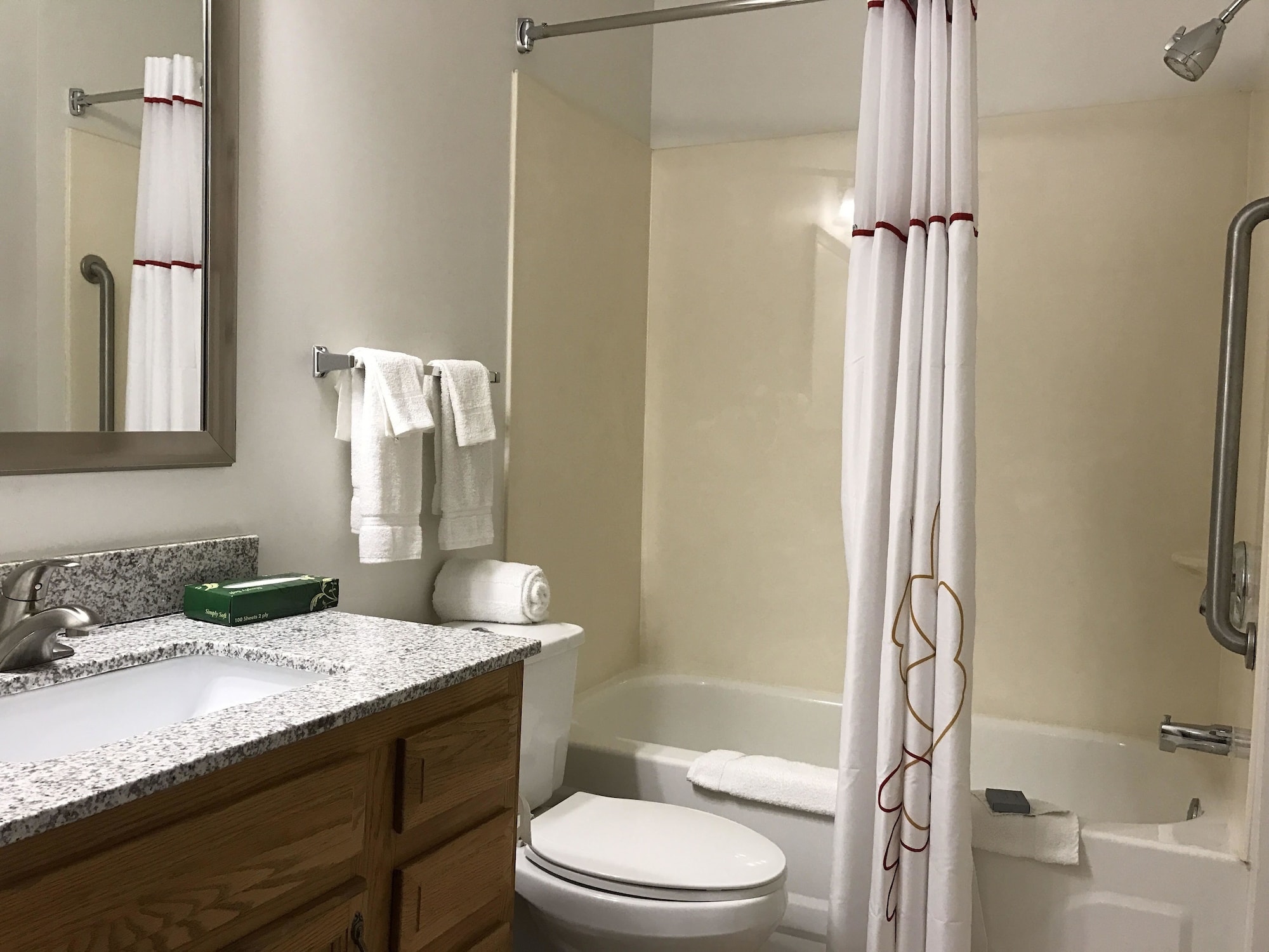 Hawthorn Suites By Wyndham Louisville North - photo 2