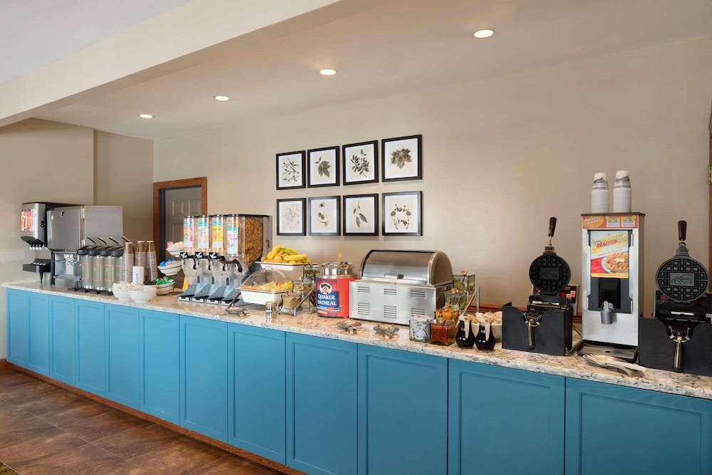 Country Inn & Suites by Radisson Gettysburg PA - photo 35