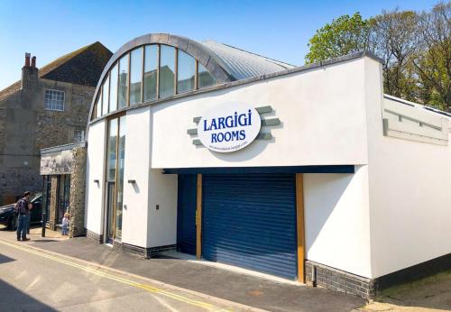 Largigi Rooms Close To the Beach And Town Centre Parking Available in Lyme Regis, United Kingdom