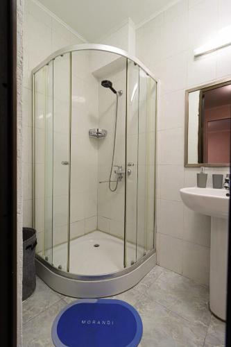 Cozy Apt near Vake Park By Wehost