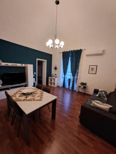 Re Federico II — 4-Star Luxury Hotel in Catania, Italy