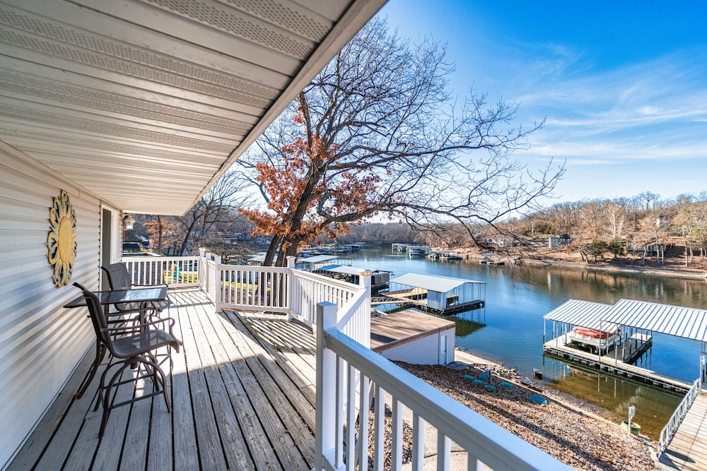 Lake Escape — Lake Ozark