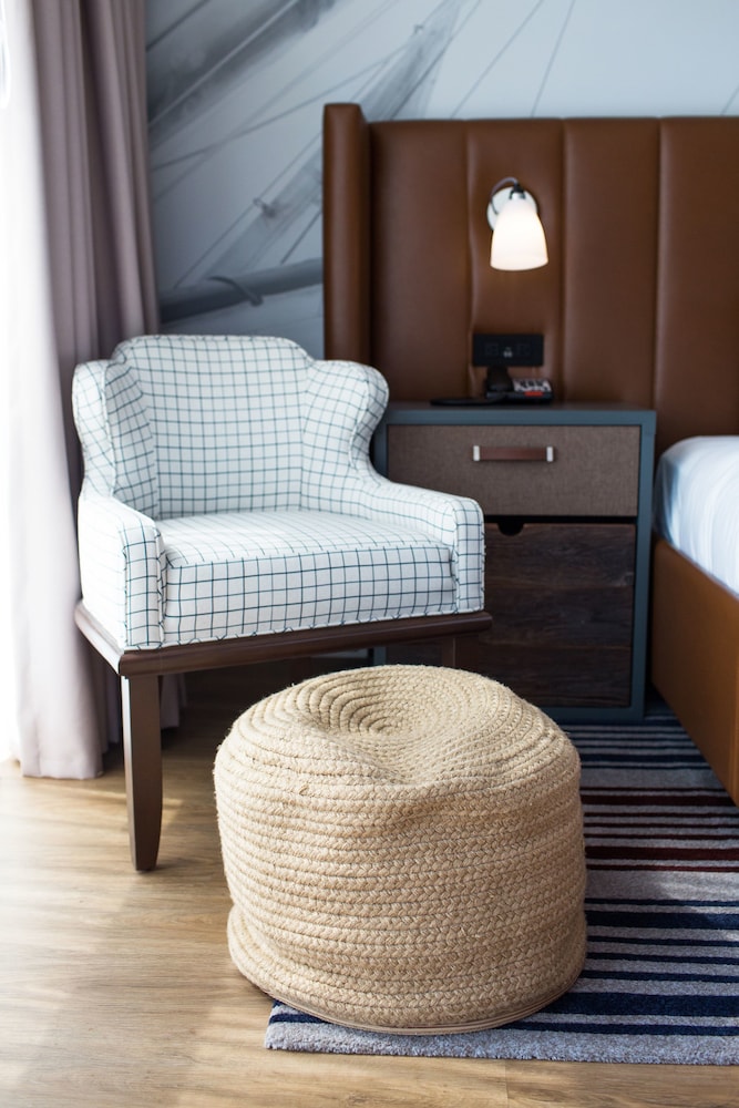 Hotel Indigo Old Town Alexandria by IHG - photo 10