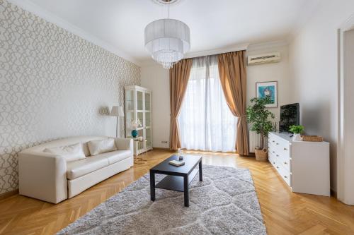GDE Károly Apartmant — 4-Star Luxury Hotel in Budapest, Hungary
