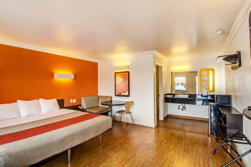 Motel 6 Manteca CA - photo 13