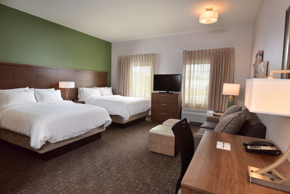 Staybridge Suites Wisconsin Dells Lake Delton an IHG Hotel - photo 5