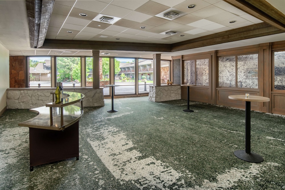 Edgewater Missoula Tapestry Collection by Hilton - photo 40