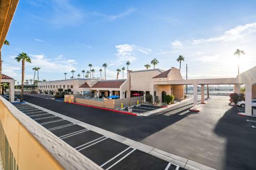 Signature Indio I 10 Coachella Valley by Sonesta - photo 4