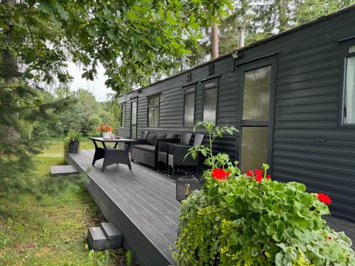 Dēseles sajūtu namiņš in Unknown City, Latvia