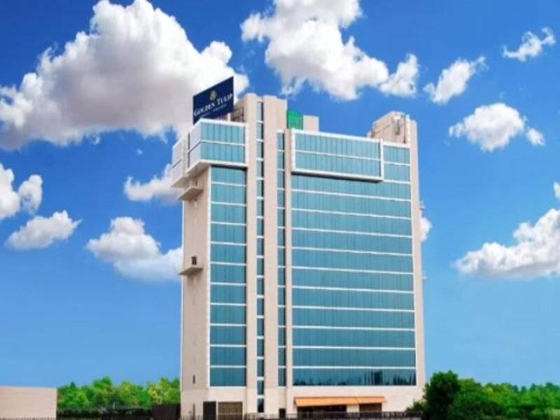 Renest Gurugram - last minute hotel in Gurgaon