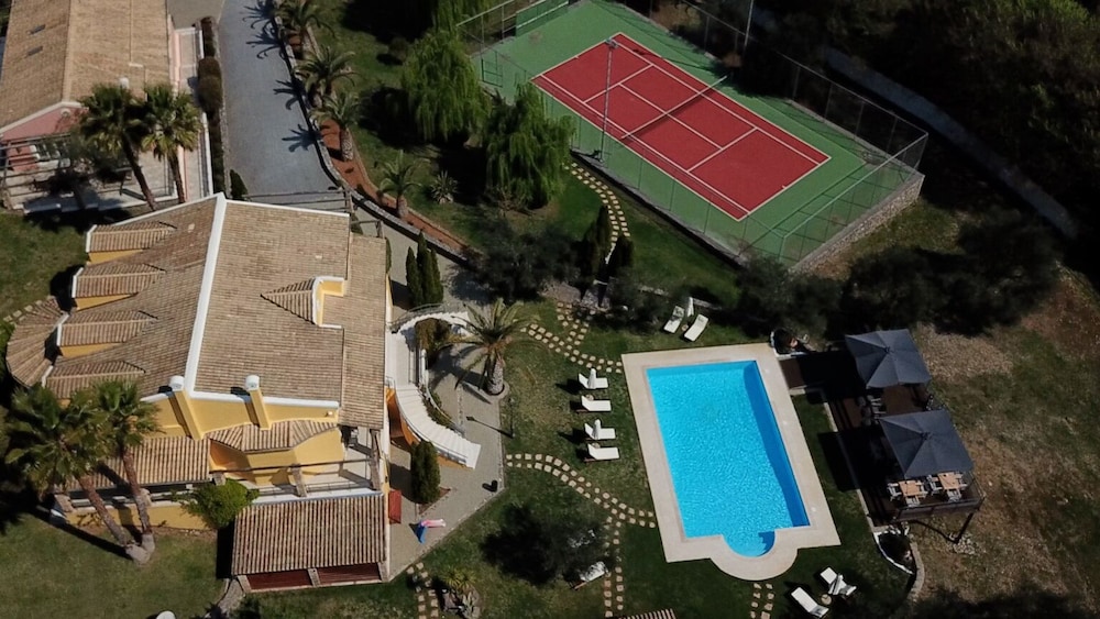 Villa Privilege Classic & Exclusive — 4-Star Luxury Hotel in Corfu, Greece