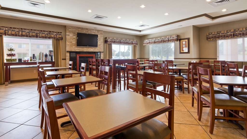 Best Western Plus Montezuma Inn & Suites - photo 13