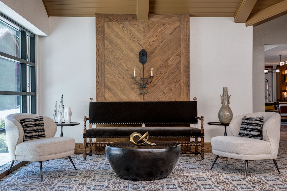 Chaminade Resort & Spa - photo 4