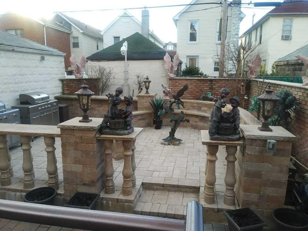 East 42nd Mansion - photo 9