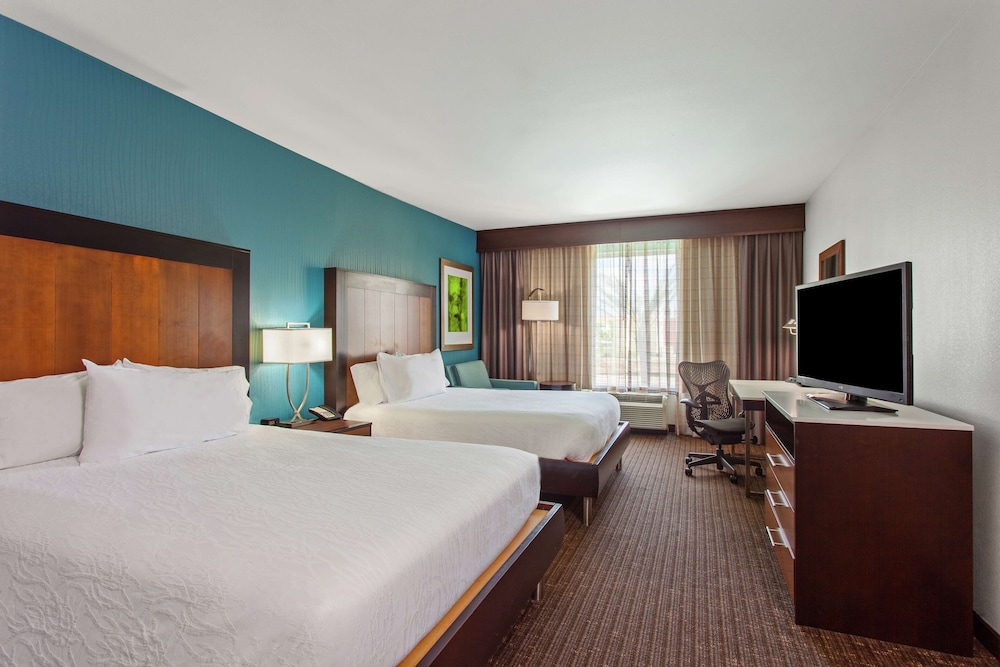 Hilton Garden Inn Victoria - photo 21