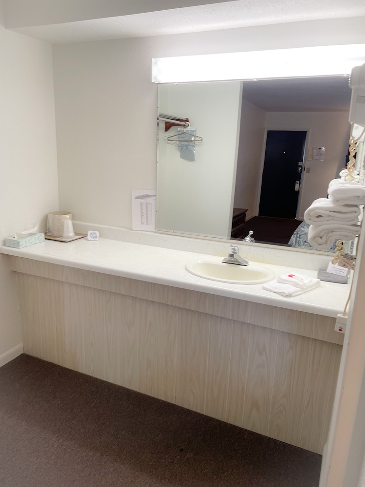 Scottish Inns Motel Osage Beach - photo 66