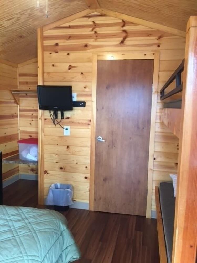 RV Resort At Carolina Crossroads - photo 8