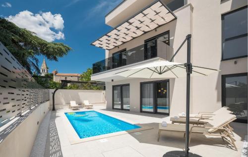 Nice Apartment In Tar — 5-Star Luxury Hotel in Tar, Croatia