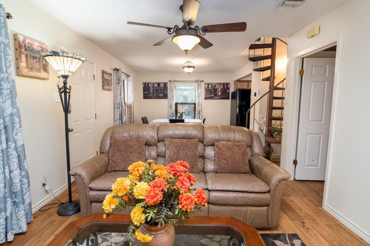 Home Away From Home No City Tax — 4-Star Luxury Hotel in San Antonio, United States