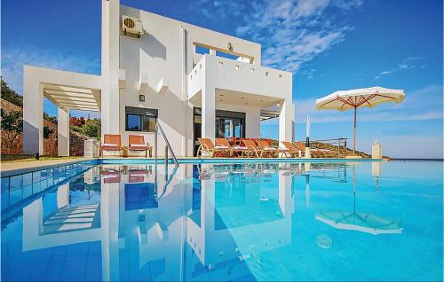 6 Bedroom Lovely Home In Lasithi Crete — 5-Star Luxury Hotel in Agios Nikolaos, Greece