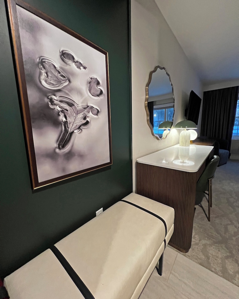 Hotel Brookmere & Arbor Spa - photo 89