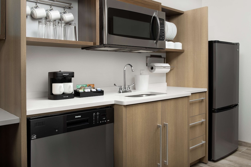 Home2 Suites by Hilton Miami Doral West Airport - photo 19