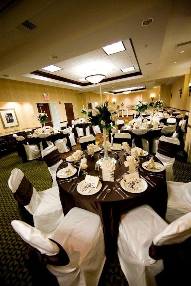 Hilton Garden Inn Winchester - photo 59