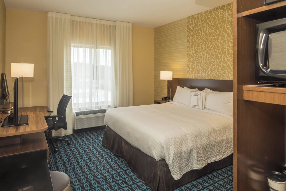 Fairfield Inn & Suites by Marriott Pittsburgh North McCandless Crossing - photo 11