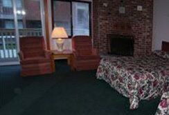 Cozy Cove Beachfront Resort Inn - photo 4