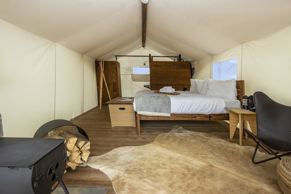 Under Canvas North Yellowstone - photo 21