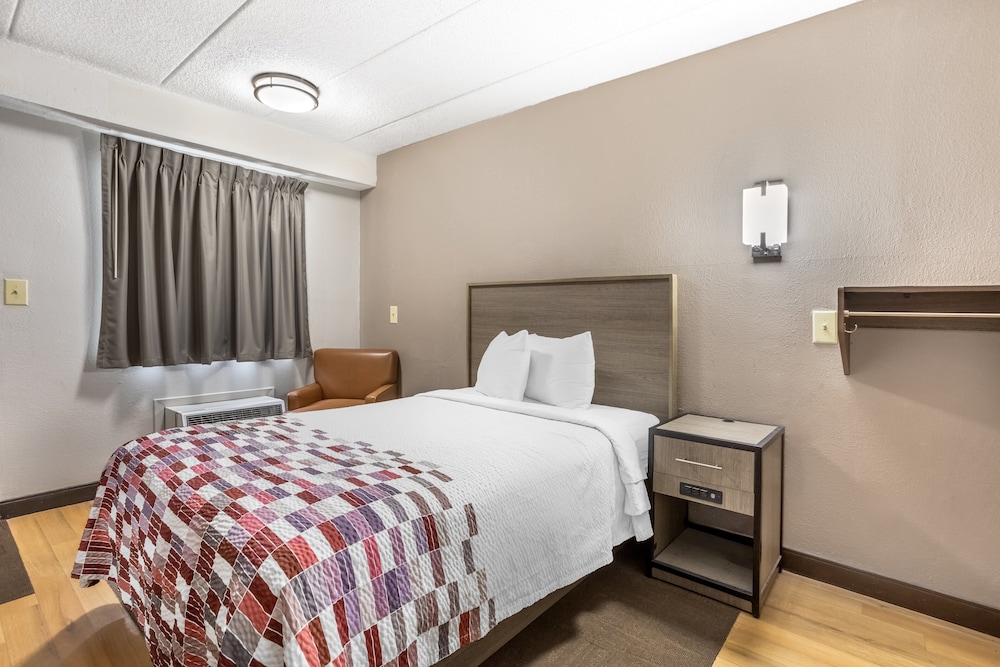Red Roof Inn Tinton Falls Jersey Shore - photo 11
