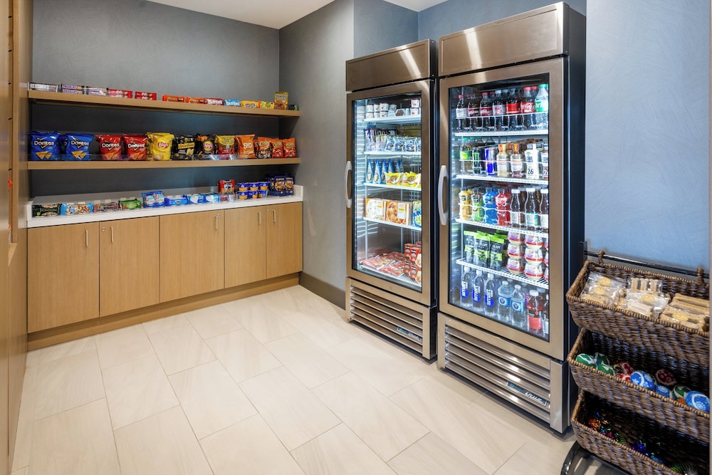 Holiday Inn Express & Suites Benson by IHG - photo 28